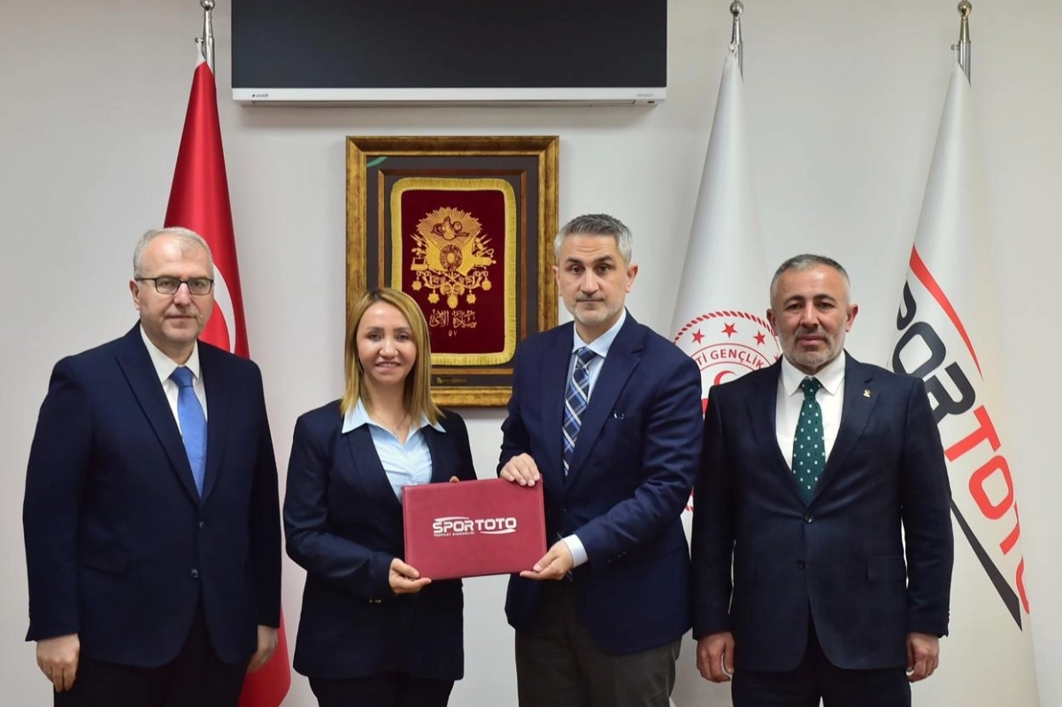 Pazaryeri’ne Spor Yatırımı Hamlesi