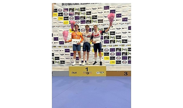 Bisiklette Konya Büyükşehir Rüzgarı Sürüyor   