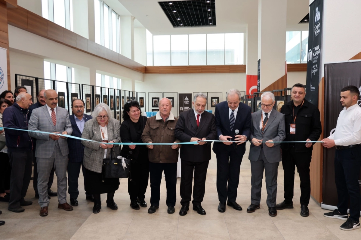 Kayseri Talas'ın kapısı hafızalarla açıldı