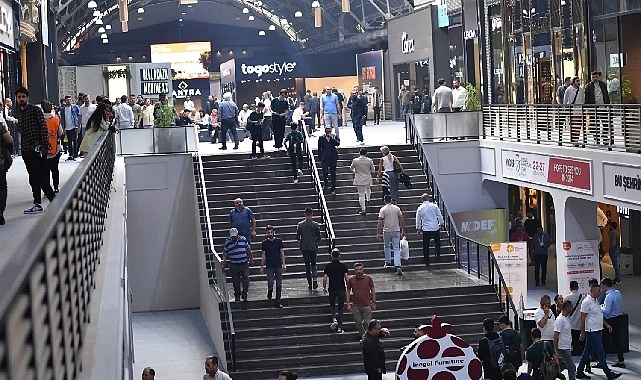 İnegöl’de Mobilya Şöleni Başlıyor
