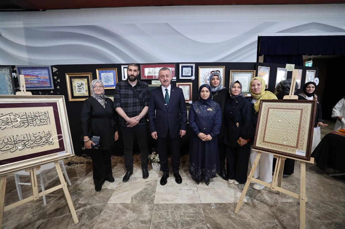 KO-MEK Yıl Sonu Sergileri İzmit’te Açıldı