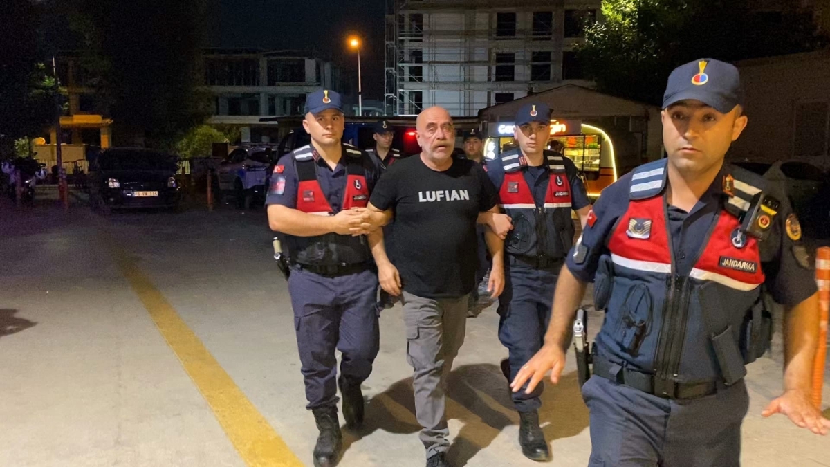 Adli kontrolle serbest kalan Ezel Akay'dan açıklama.  