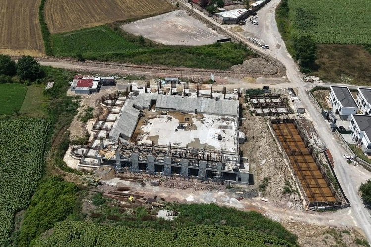 Karakamış Spor Salonu Yükseliyor: Gençler İçin Dev Spor Yatırımı