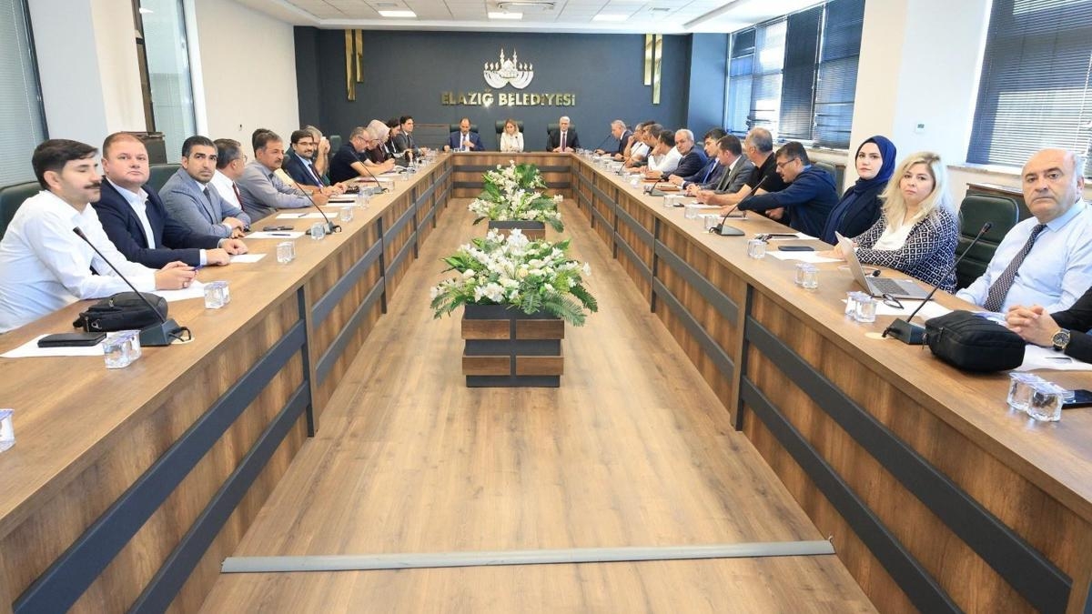 Elazığ'da İl Hayat Boyu Öğrenme Komisyonu Toplantısı yapıldı
