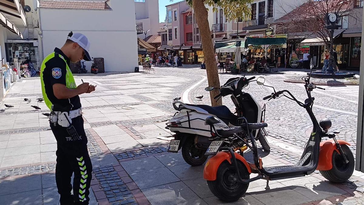 Edirne'de trafiğe kapalı alanlarda motosikletlere denetim