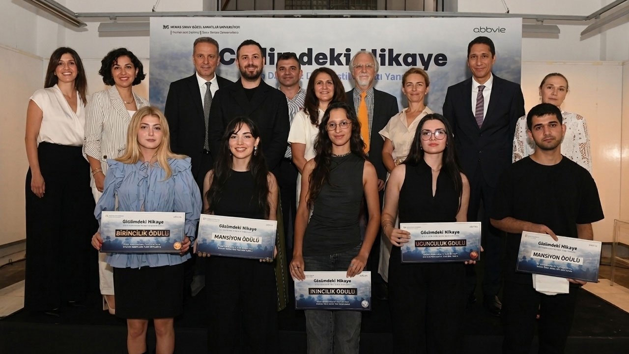 Genç sanatçılar eserleriyle hastalara tercüman oldu