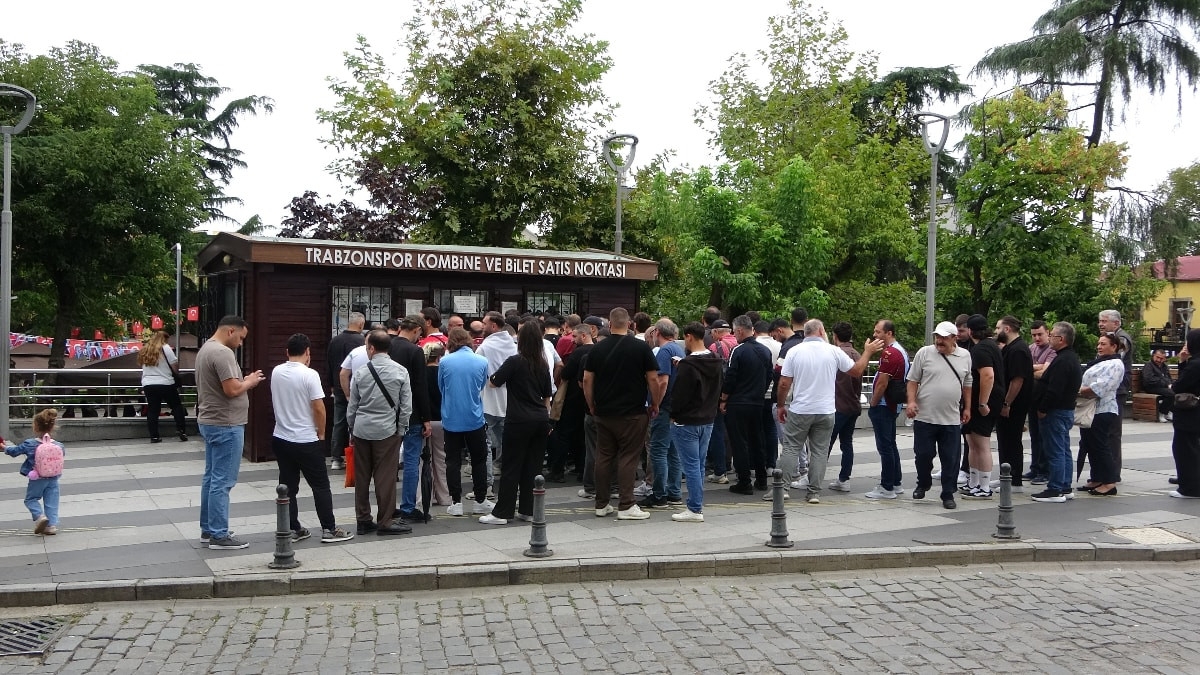 Trabzonspor - Galatasaray maçının biletleri satışta
