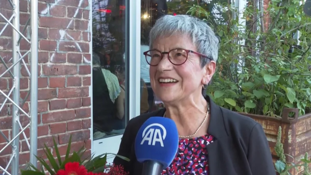 Almanya'da Elif Eralp'in zaferi annesi Hülya Eralp'i gözyaşlarına boğdu