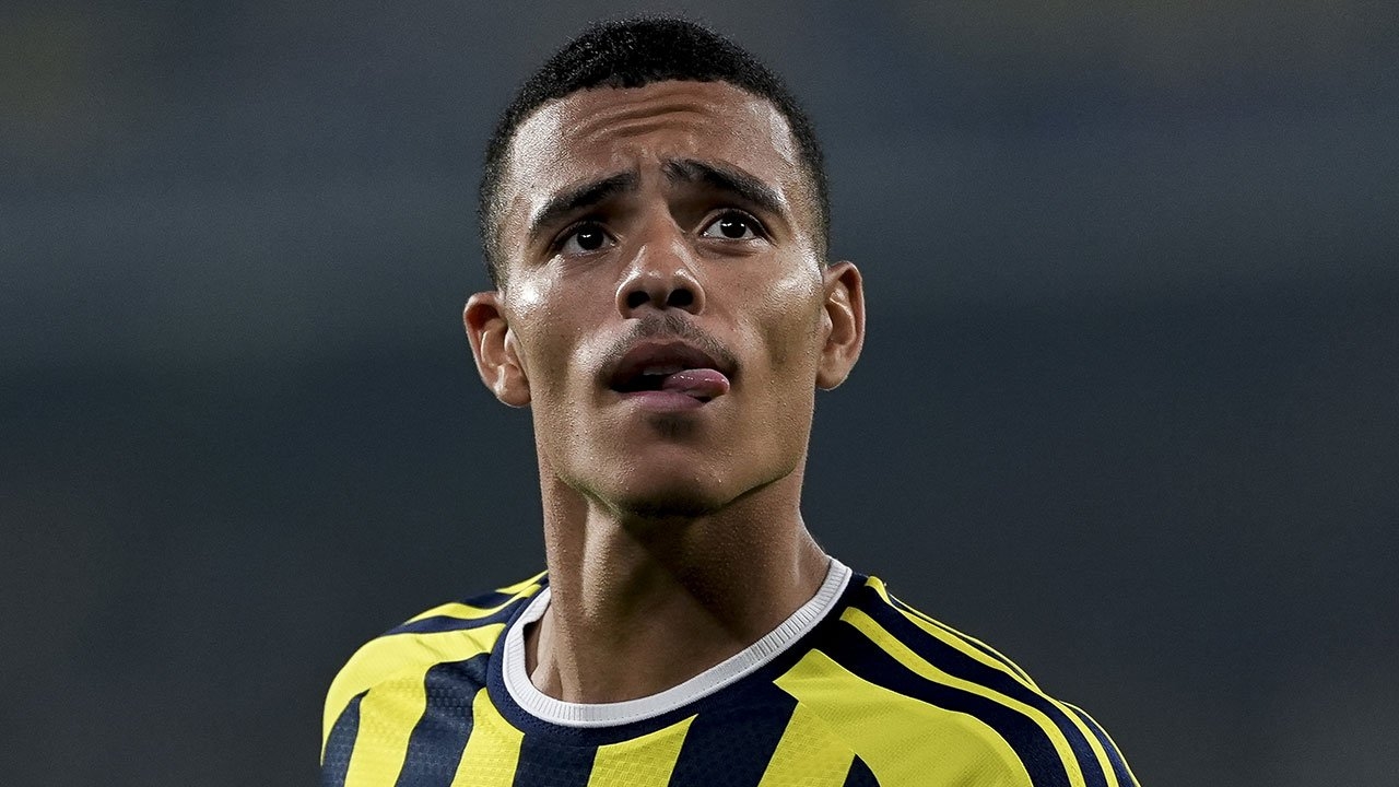 Greenwood'dan parmak ısırtan performans