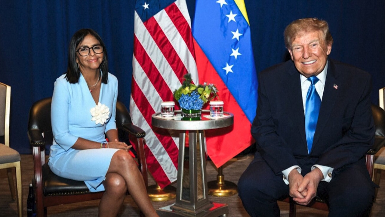 Trump ile Venezuela Geçici Devlet Başkanı ilk kez bir arada