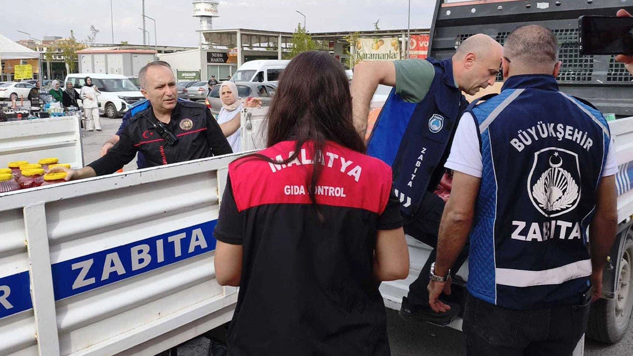 Malatya'daki yöresel fuarda yüzlerce kilo ürün ele geçirildi