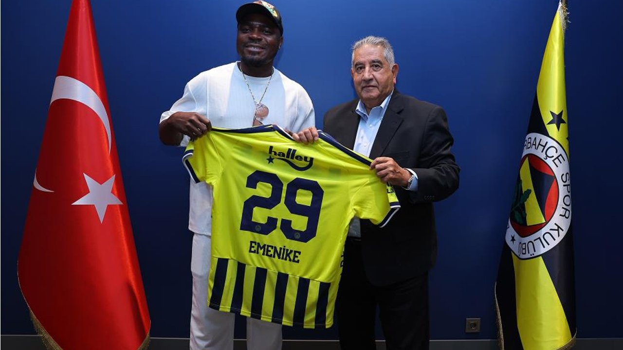 Emenike'den F.Bahçe ziyareti: Kocaman aileyiz