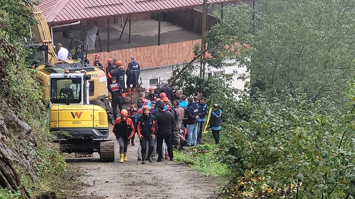 Trabzon'da heyelan: 1 kişi hayatını kaybetti