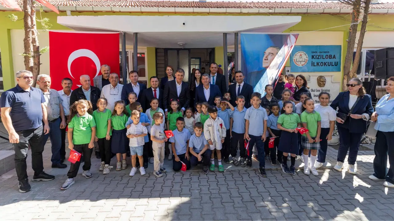 İzmir Büyükşehir Belediyesi, Kızıloba İlkokulu'nu yenilendi