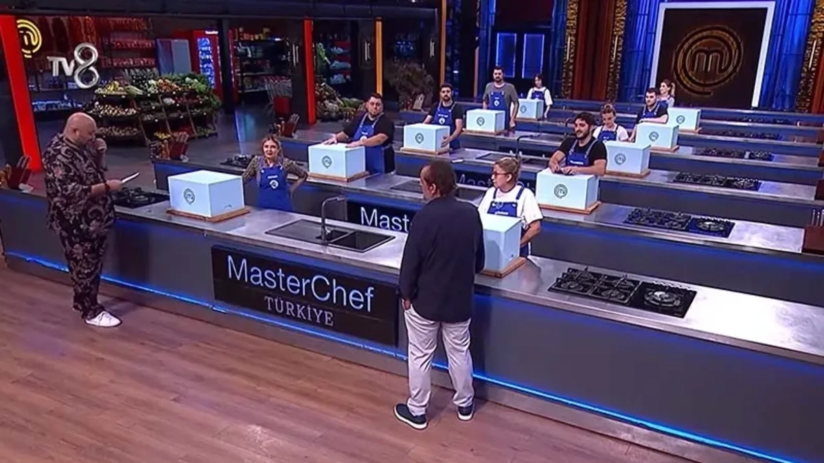 MasterChef ödül oyununu kim kazandı? Stüdyoda korkutan anlar! Mehmet Şef Emre'yi böyle kurtardı!