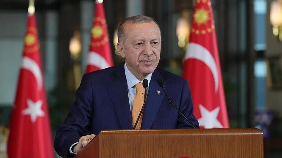 Cumhurbaşkanı Erdoğan: Türk Silahlı Kuvvetlerini Güçlendirme Vakfımızın 39'uncu yılını canıgönülden tebrik ediyorum