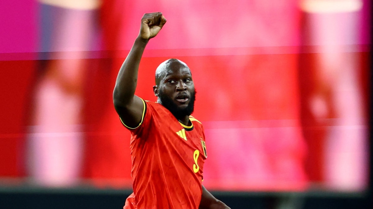 Aziz Yıldırım 3-4 hafta süre vermişti: Romelu Lukaku ilk golünü millilere attı