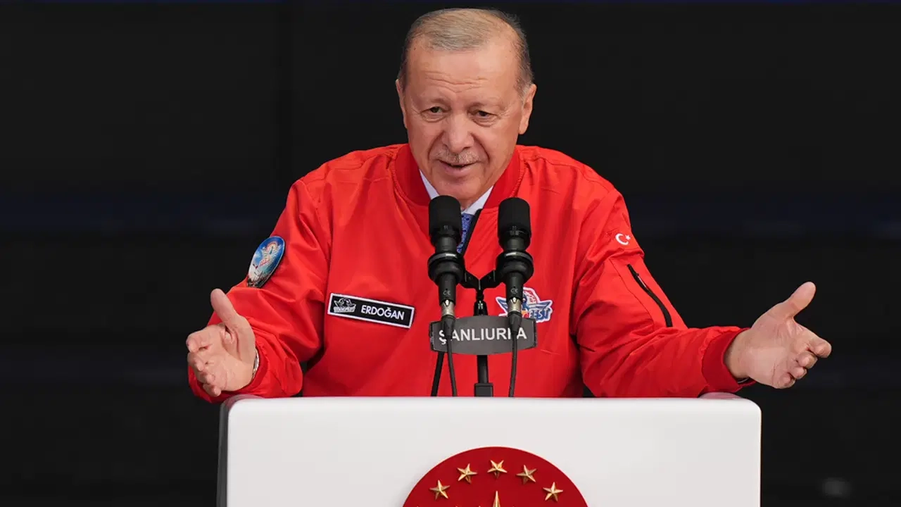 TEKNOFEST yine siyasi şova döndü! Erdoğan, Selçuk Bayraktar'a böyle seslendi: 'Damada dedim ki...'