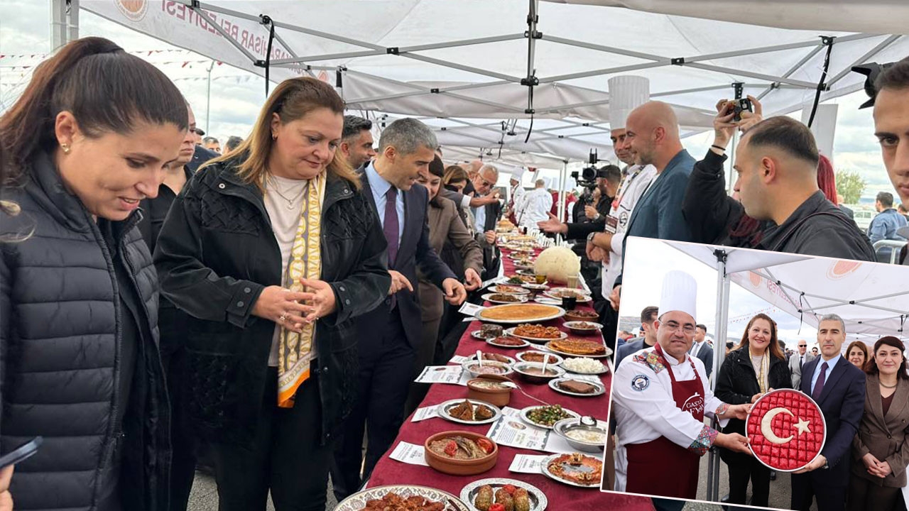 Rusya’nın rekorunu ekarte ettiler: Dünyanın en büyük sofrası Afyonkarahisar’da kuruldu