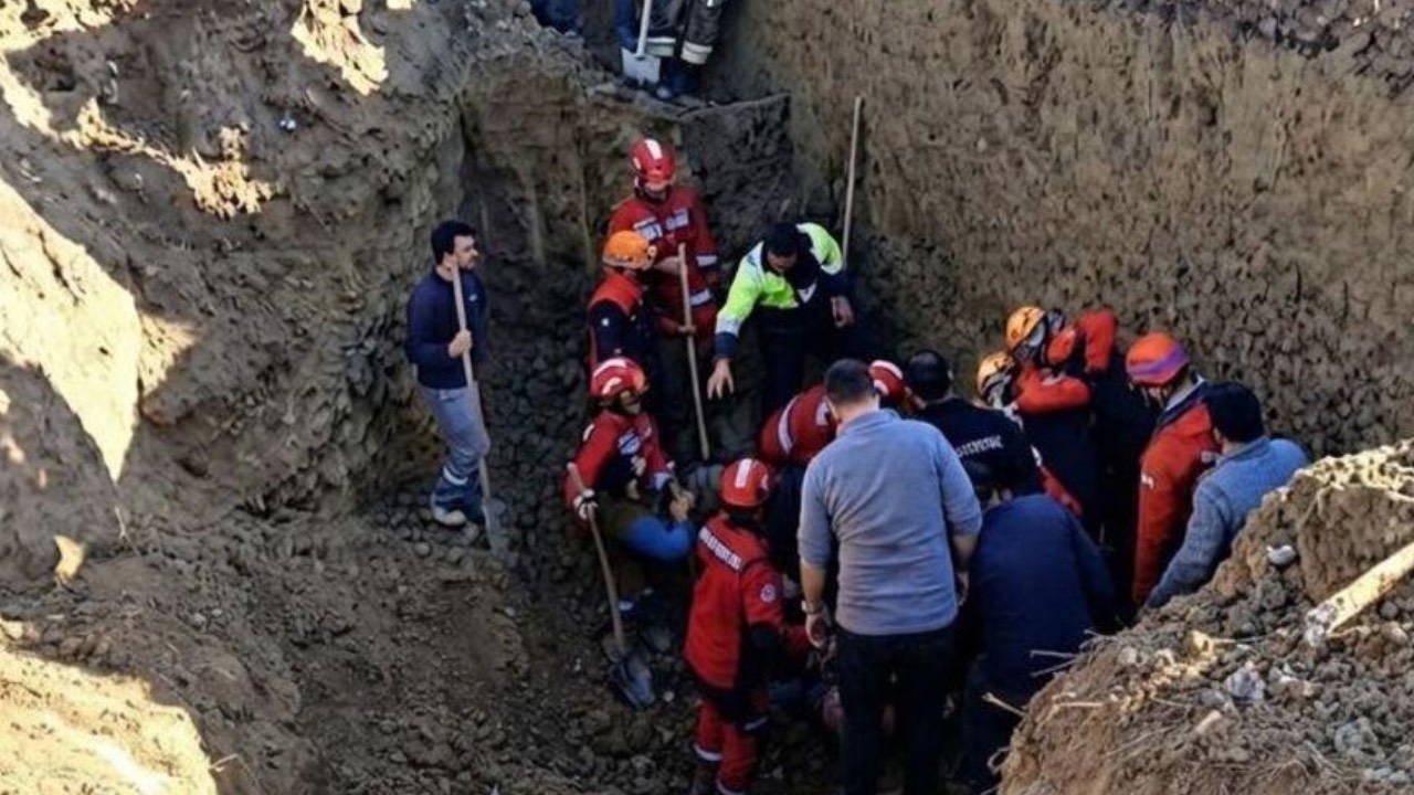 Ankara’da su kanalı çalışmasında göçük: Mahalle muhtarı hayatını kaybetti