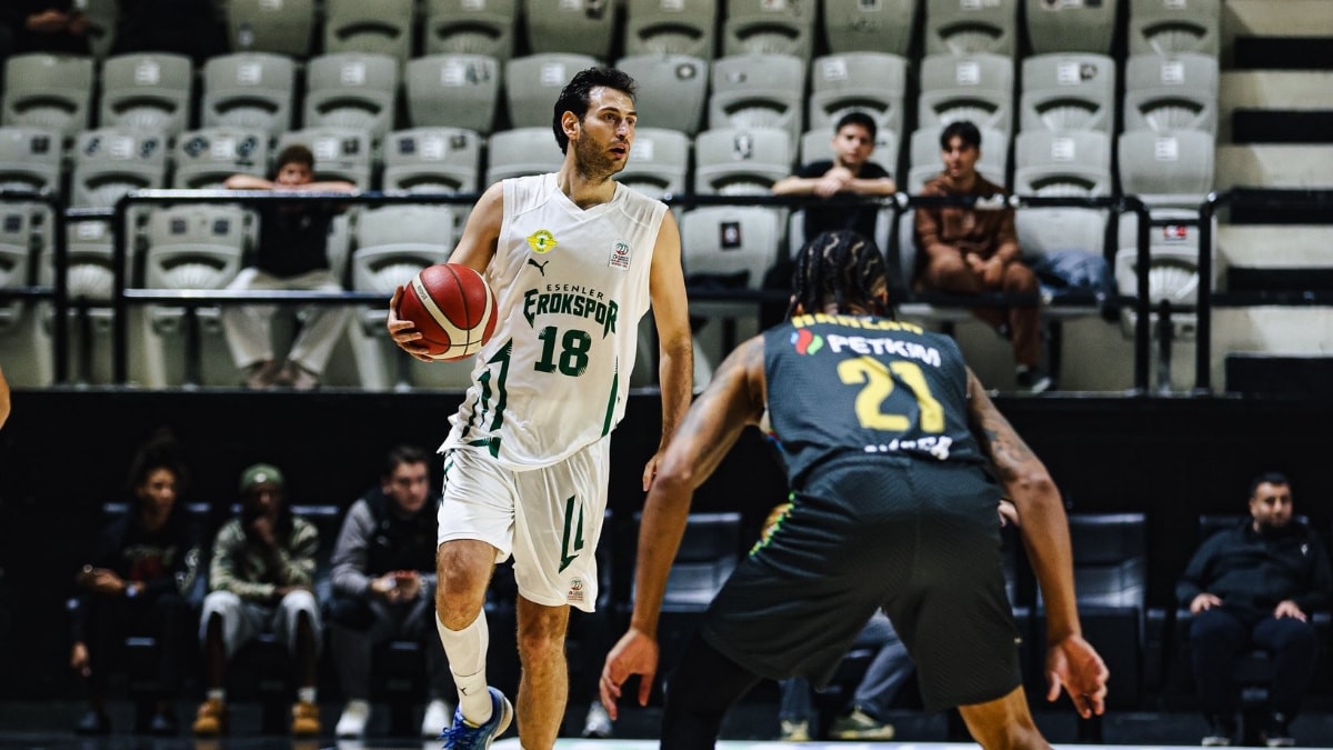 Esenler Erokspor, Aliağa Petkimspor'u yendi