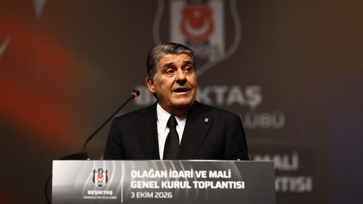 Serdal Adalı: Üstüne para vererek futbolcu gönderme devri sona erdi