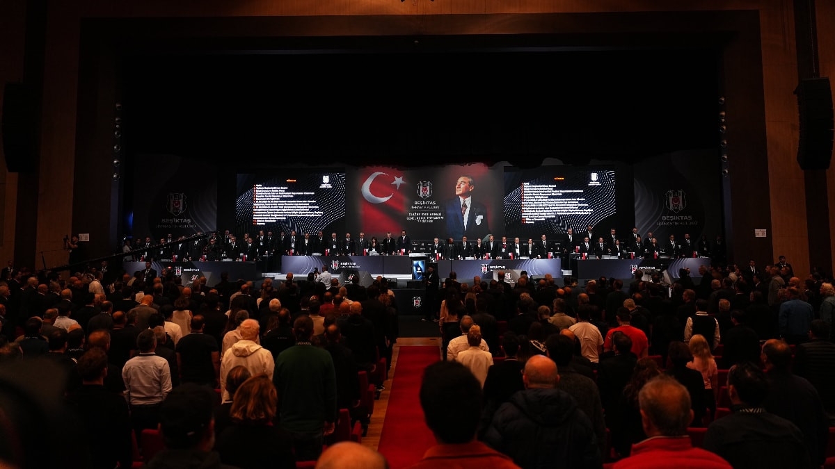 Beşiktaş'ta seçimli olağanüstü genel kurulu heyecanı