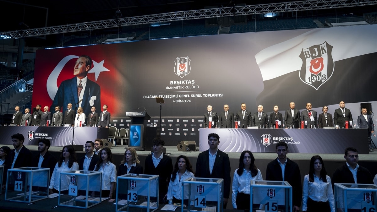 Oy verme işlemi sona erdi: Beşiktaş'ta seçim heyecanı