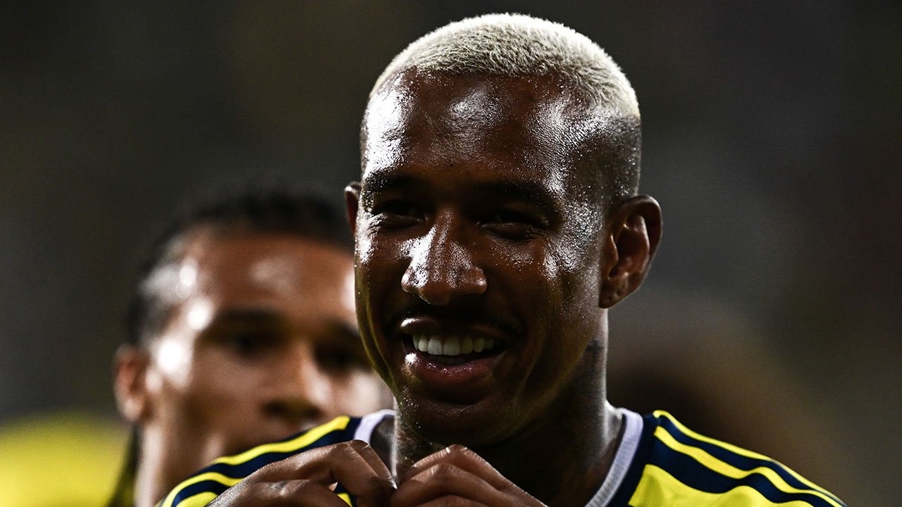 Talisca'dan F.Bahçe formasıyla manidar paylaşım