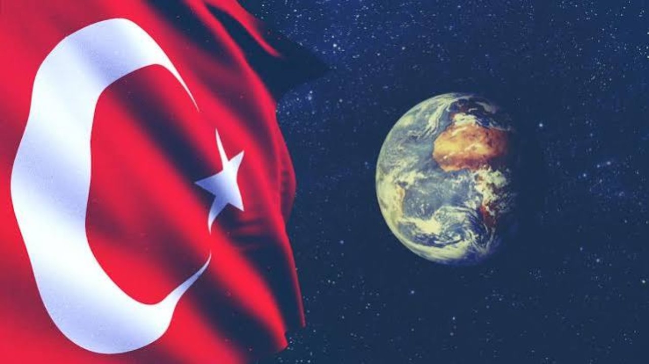 Türkiye uzayda bir ilke sahne oldu! 21 ülkeden ortak imza