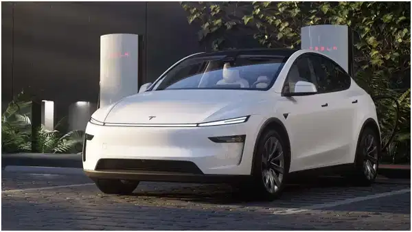 İkinci el elektrikli otomobil fiyatlarında büyük düşüş: Sıfır ile fark açılıyor...
