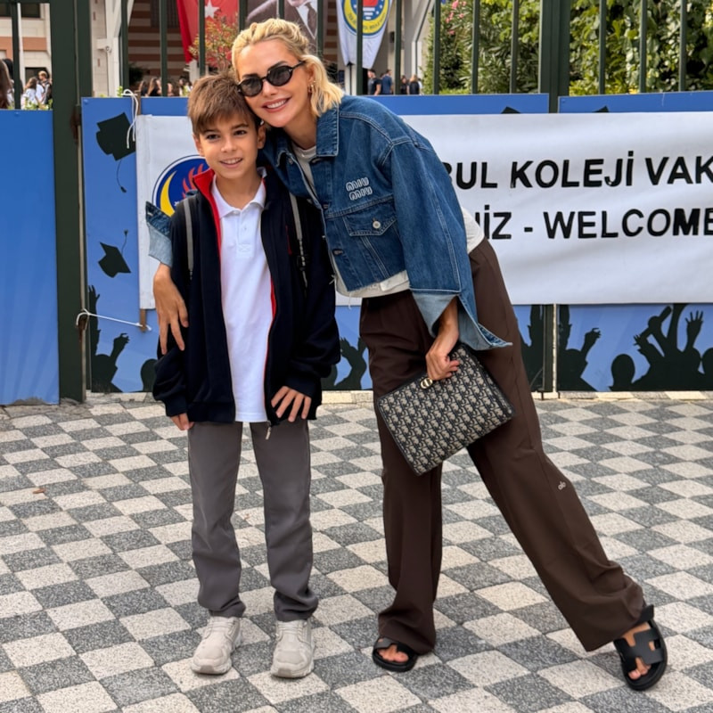 Ece Erken hastaneden paylaşımı yaptı: 'Eymen boynuna uçan tekme yedi