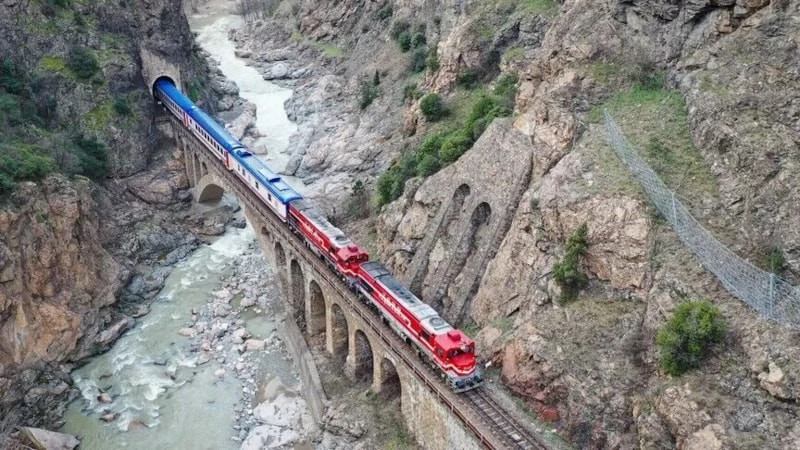 Turistik Karaelmas Ekspresi başlıyor: 2026 sefer tarihleri ve durakları