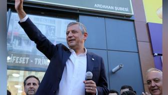 Manisa'daki okul önü saldırısında yaralanan öğrencilerin son durumu nasıl? Valilik'ten açıklama var