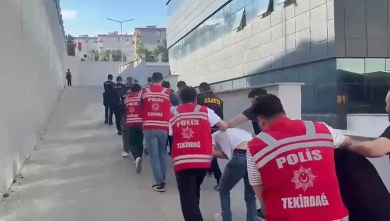İzmir dahil 8 ilde eş zamanlı operasyon: 19 milyon TL'lik vurgunda 9 tutuklama