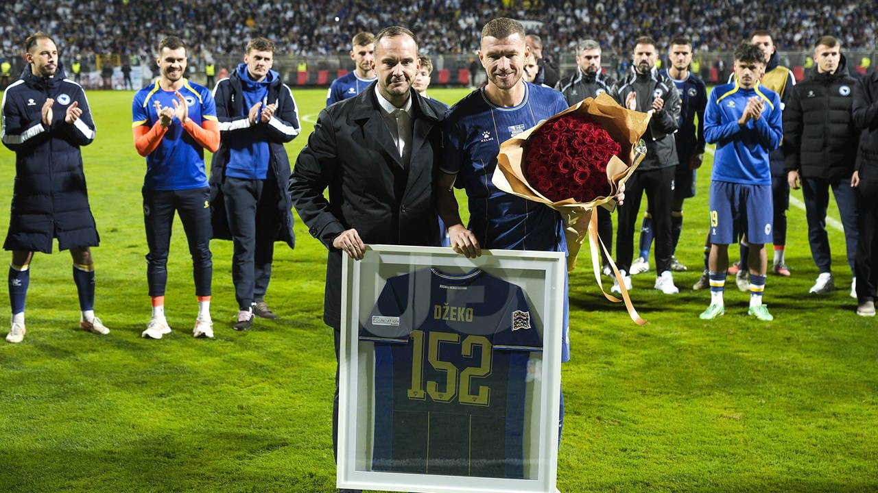 Bir dönem sona erdi: Edin Dzeko, Bosna Hersek Milli Takımı'na veda etti