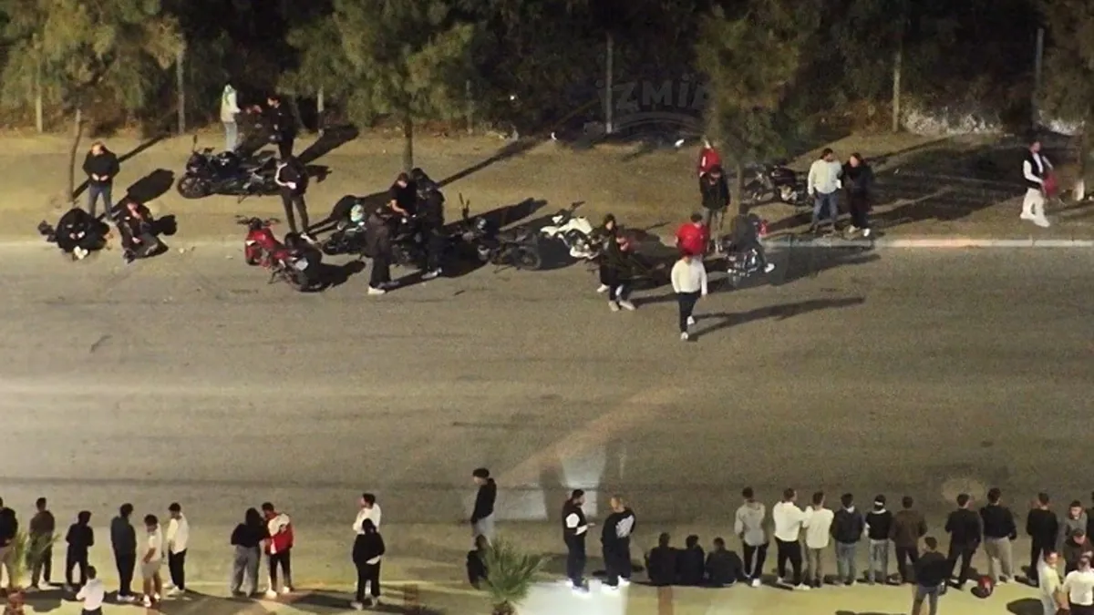 İzmir’de drift yapanlara ceza yağdı: 67 sürücü yakalandı