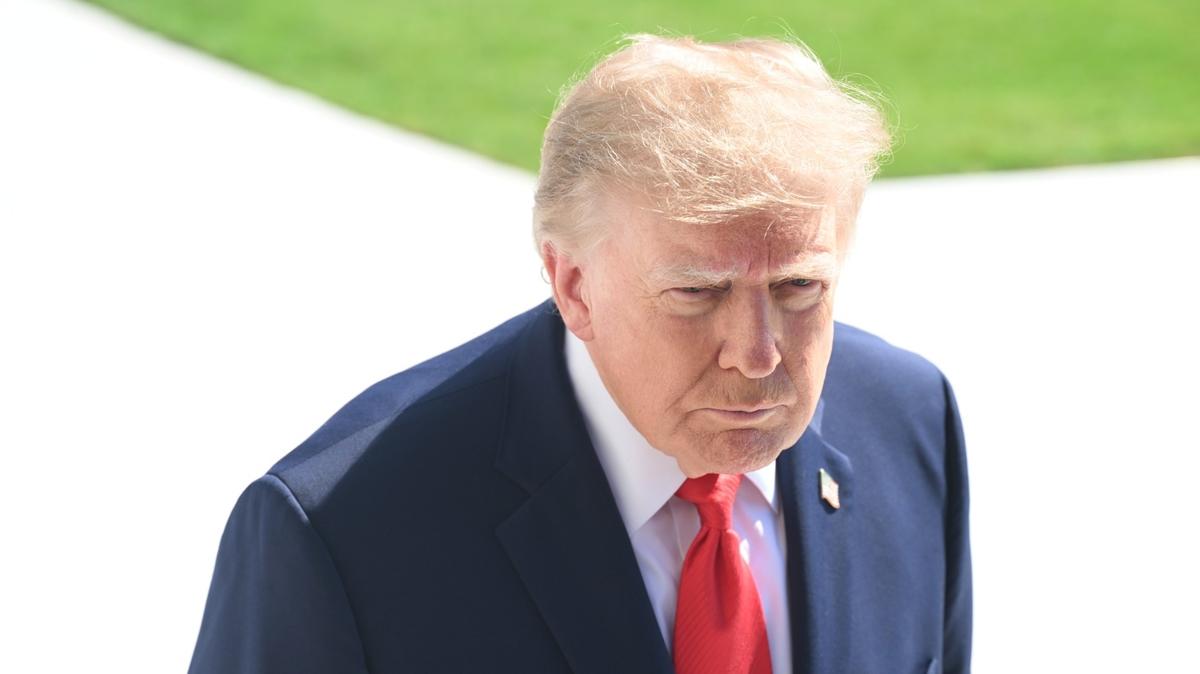 ABD Başkanı Trump, İran'la ilgili "karar aşamasında" olduğunu belirtti