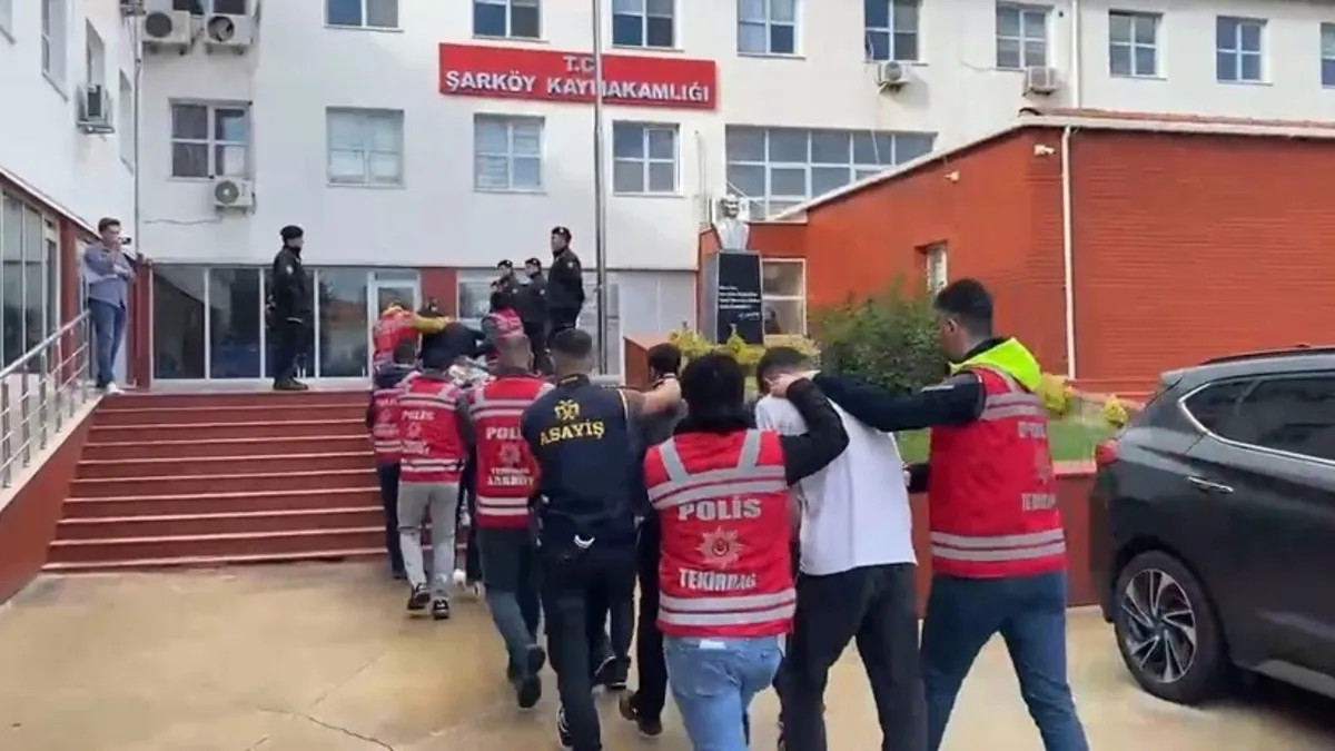 İzmir dahil 8 ilde eş zamanlı operasyon: 19 milyon TL'lik vurgunda 9 tutuklama
