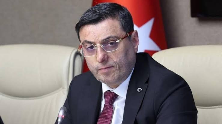 Serkan Bayram'dan "maksadını aşan” sözler için özür: Eleştiri gitti, geri vites geldi