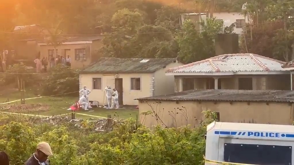 Güney Afrika'da eve silahlı saldırı: Ortalık kan gölüne döndü, 10'dan fazla ölü var