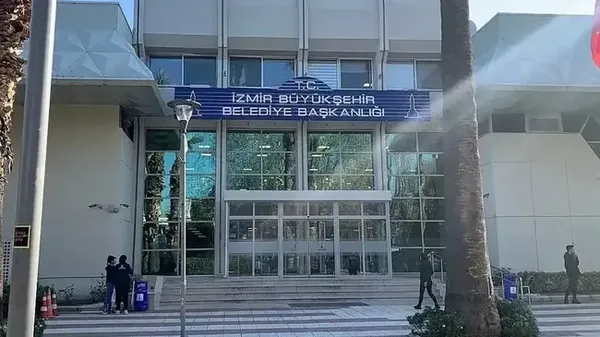 SON DAKİKA: Beştepe teması sonrası İzmir'de kulisler tavan yaptı! Cemil Tugay AK Parti'ye mi geçiyor? Tarih açıklandı