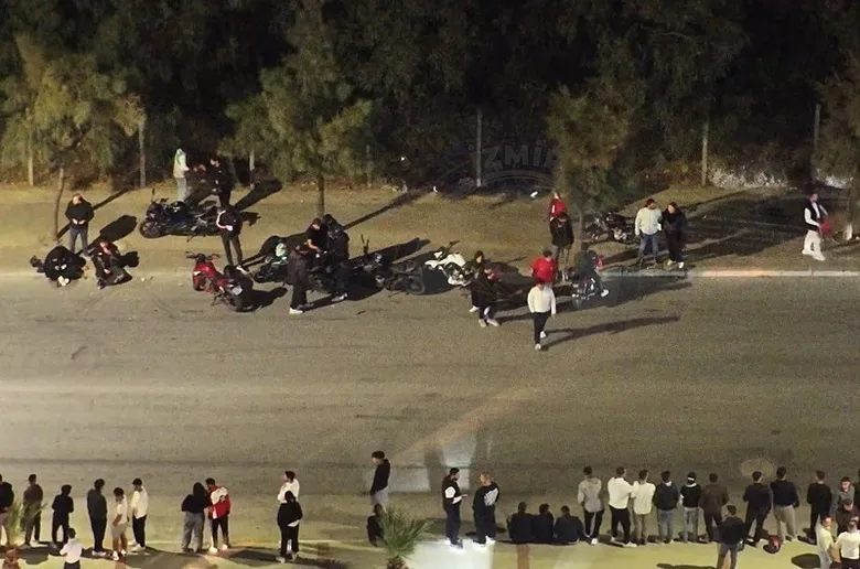 İzmir’de drift yapanlara ceza yağdı: 67 sürücü yakalandı