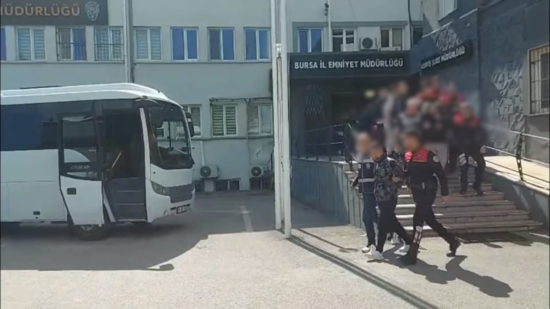 Bursa'da fuhuş operasyonu: 12 şüpheli gözaltında