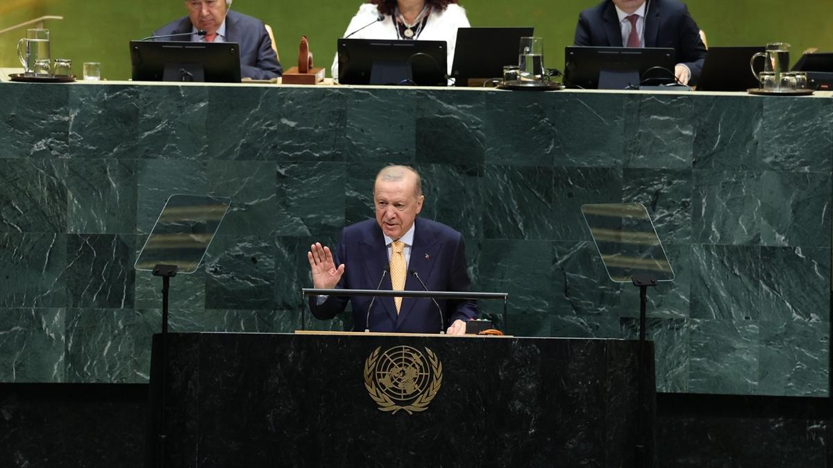 Cumhurbaşkanı Erdoğan'ın BM'deki tarihi çıkışına kabineden destek yağdı: Dünya 5'ten büyüktür!