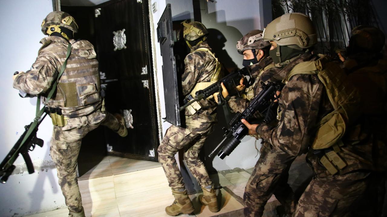 DEAŞ'ın finans ve propaganda ağına darbe: 28 ilde 83 gözaltı