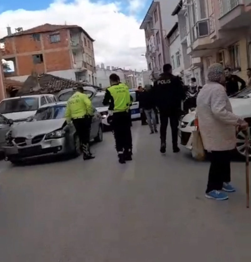 Edirne'de trafiği tehlikeye atan sürücü kovalamaca sonucu yakalandı