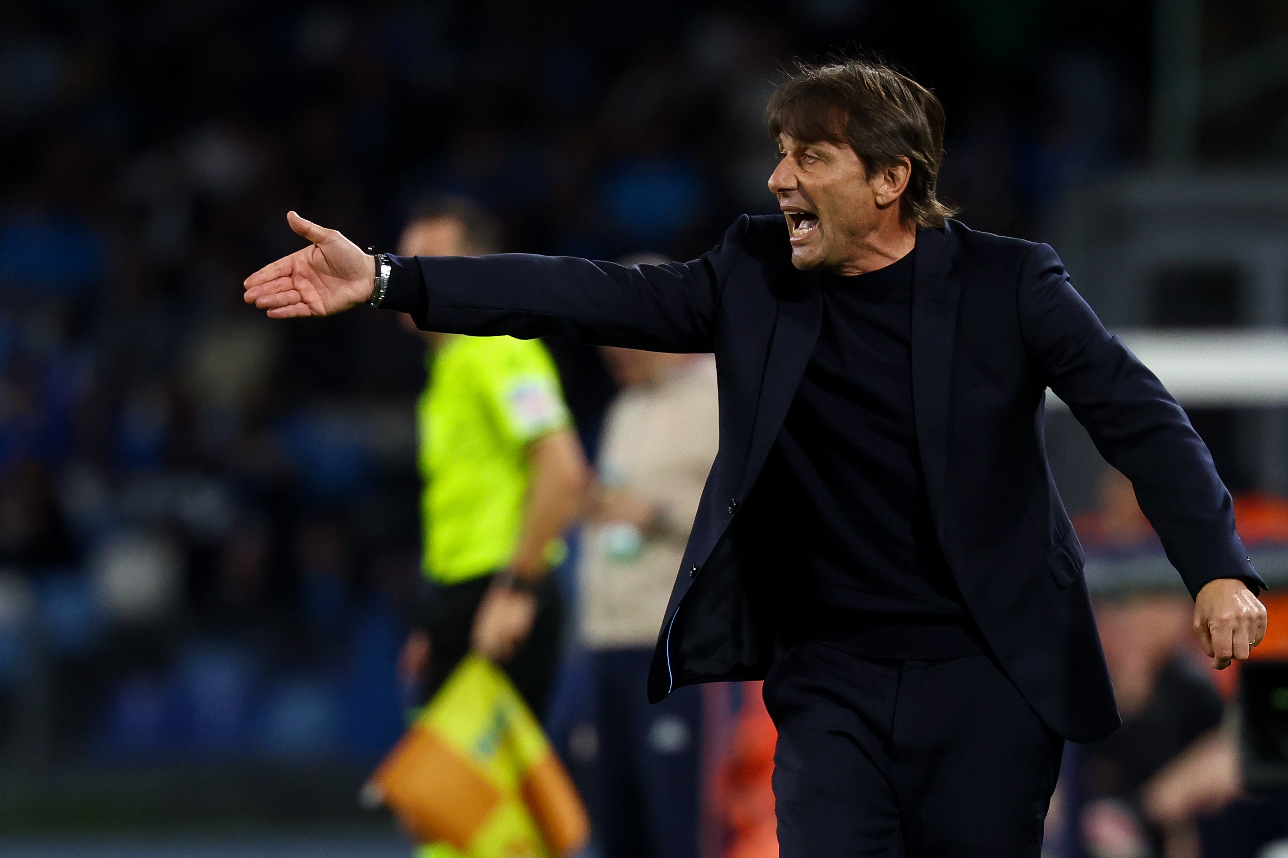 Manchester United'da Antonio Conte sesleri