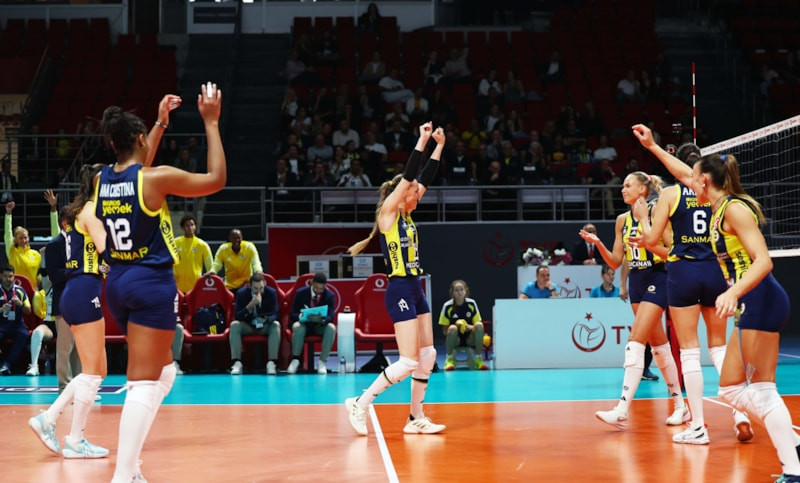 Fenerbahçe, Manisa Büyükşehir Belediyespor'a set vermedi