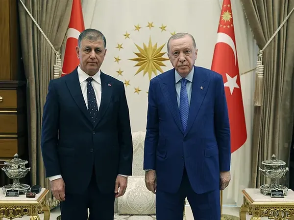 SON DAKİKA: Beştepe teması sonrası İzmir'de kulisler tavan yaptı! Cemil Tugay AK Parti'ye mi geçiyor? Tarih açıklandı